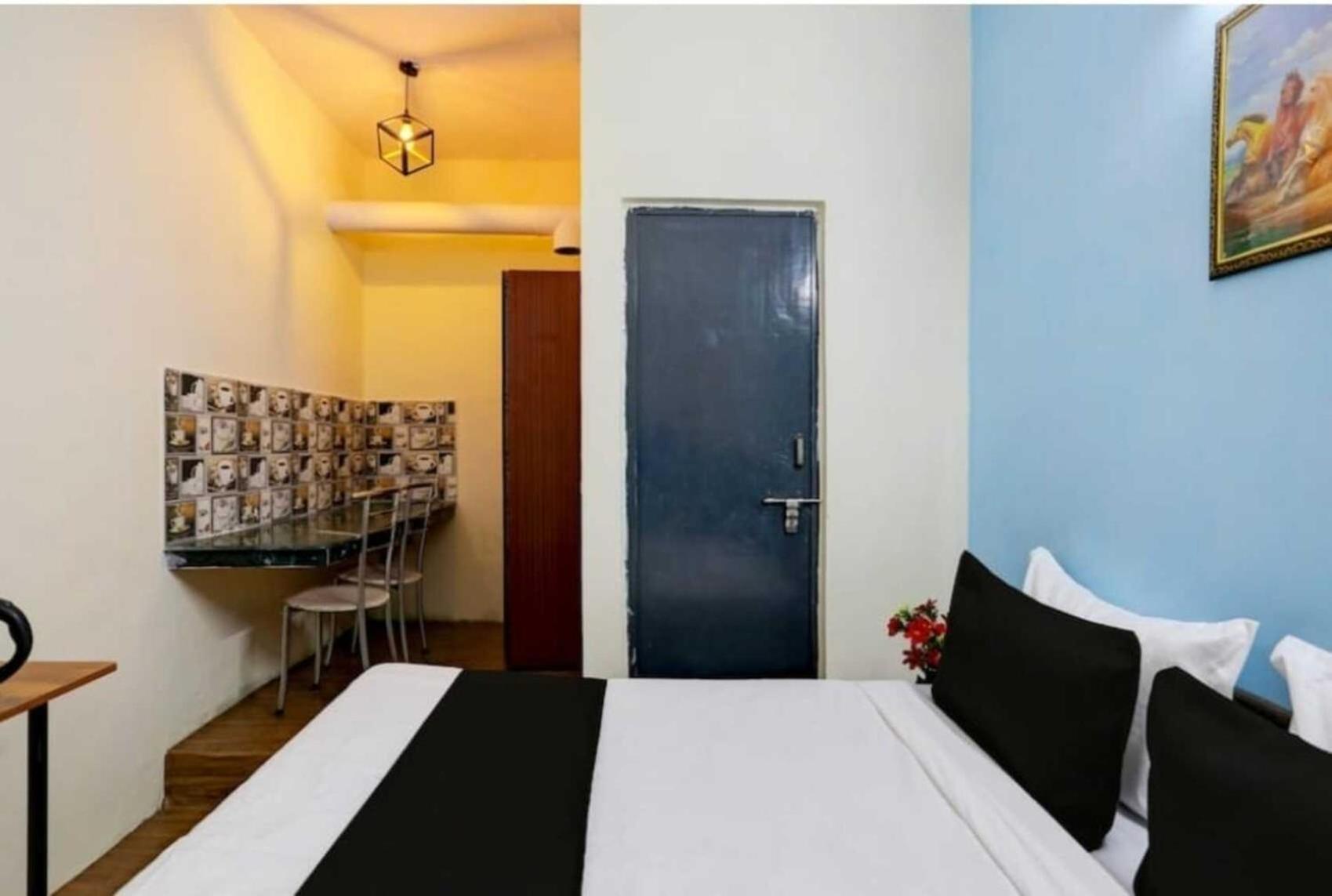 Hotel In Malviya Palace New Delhi